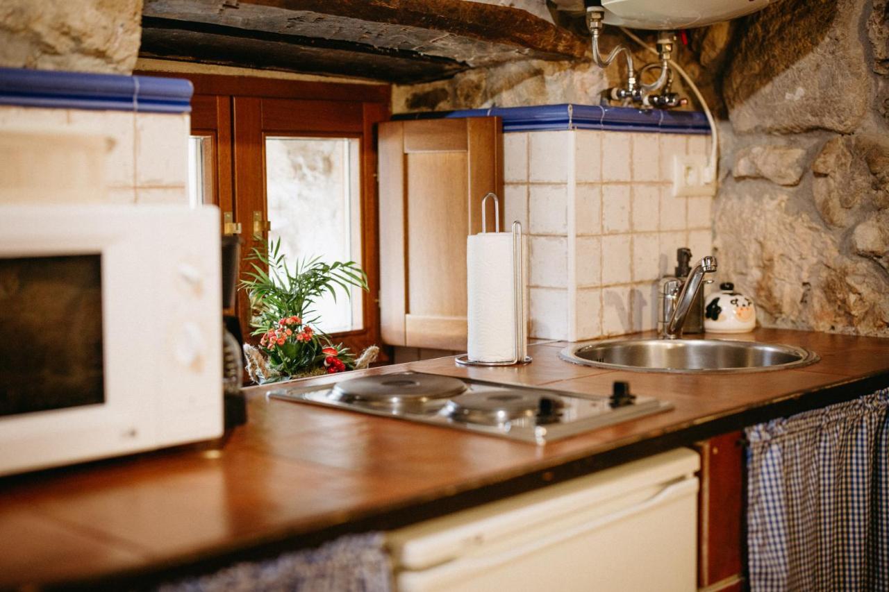 Apartamentos Rurales La Casina Del Fontan Valle de Lago Luaran gambar